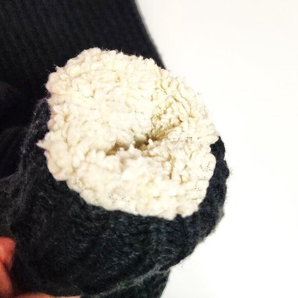 Simons black knit hat, infinity scarf & mitten set - Picture 7 of 14